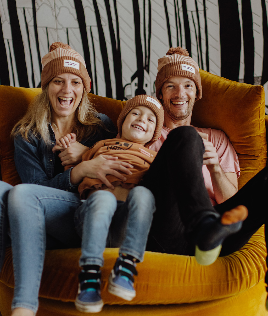 6_ COLOR BLOCK COFFEE_ FAMILY_ RESIZE WEBSITE